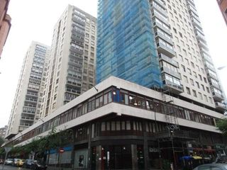Local Comercial a Sabino Arana-Jesuitas