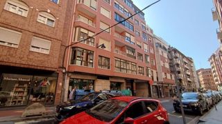 Local Comercial a Calle Arrandi 15