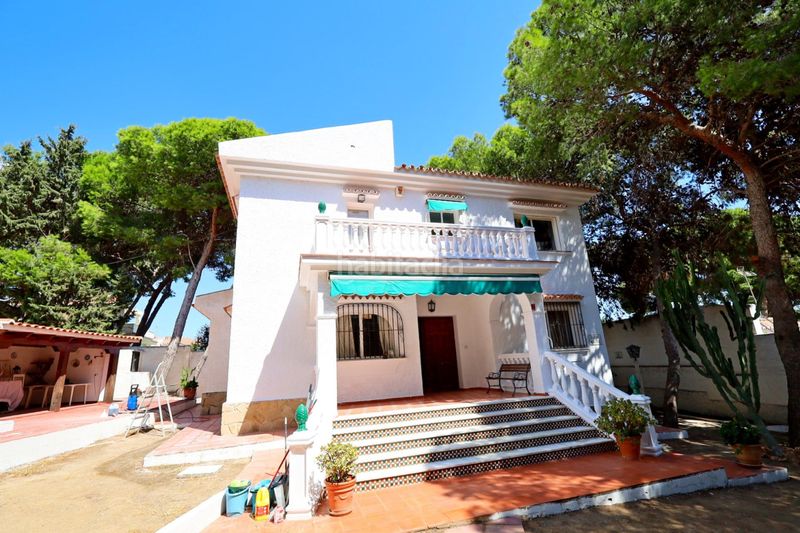 Foto 19dd7a16-bc43-439e-a9d7-3515def6a7a4. House with heating parking in El Pinillo Torremolinos
