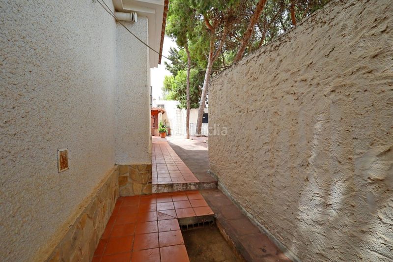 Foto 680460ac-1533-447c-9976-5fbaf1725ad9. House with heating parking in El Pinillo Torremolinos