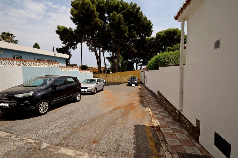 Foto 81bcbc8f-ab06-4027-9a52-d15e983e0550. House with heating parking in El Pinillo Torremolinos