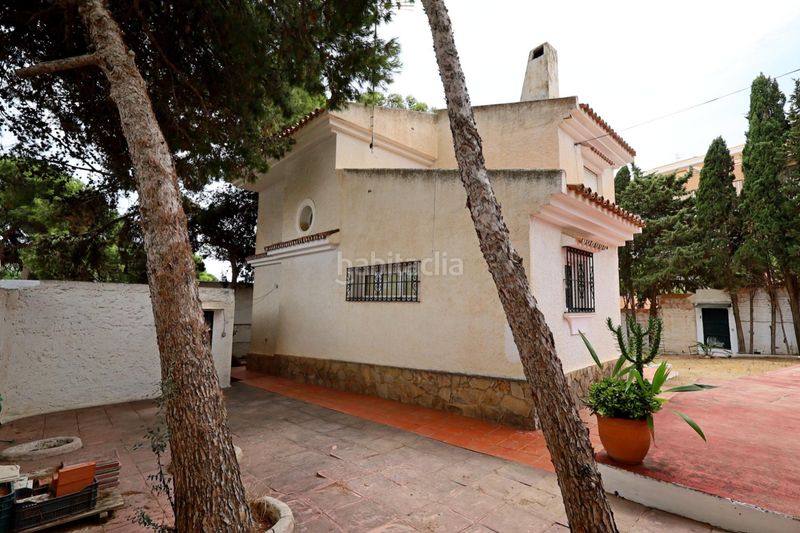 Foto bf9472d9-63fe-4b20-85a8-5cf014490f52. House with heating parking in El Pinillo Torremolinos