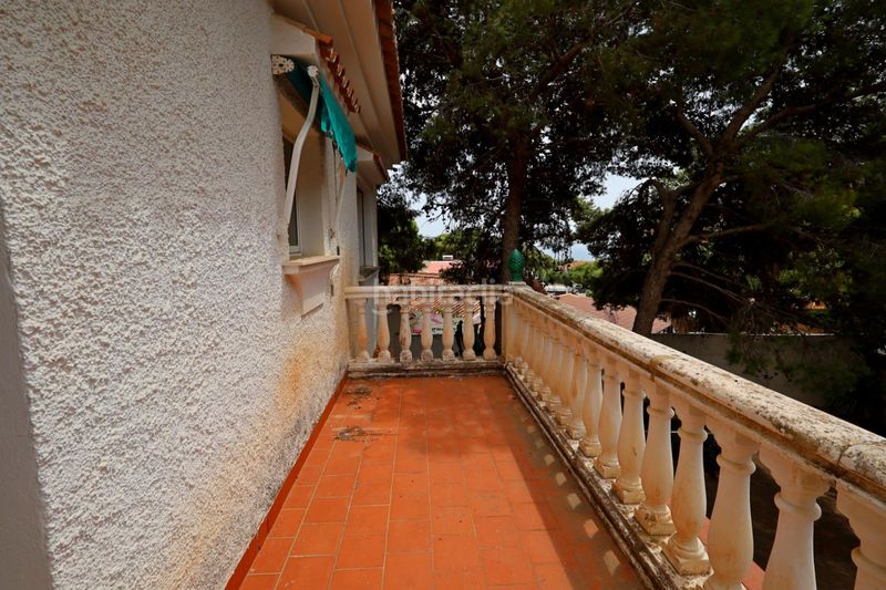Foto c0130155-2224-42ab-abf7-5459b628cf0e. House with heating parking in El Pinillo Torremolinos