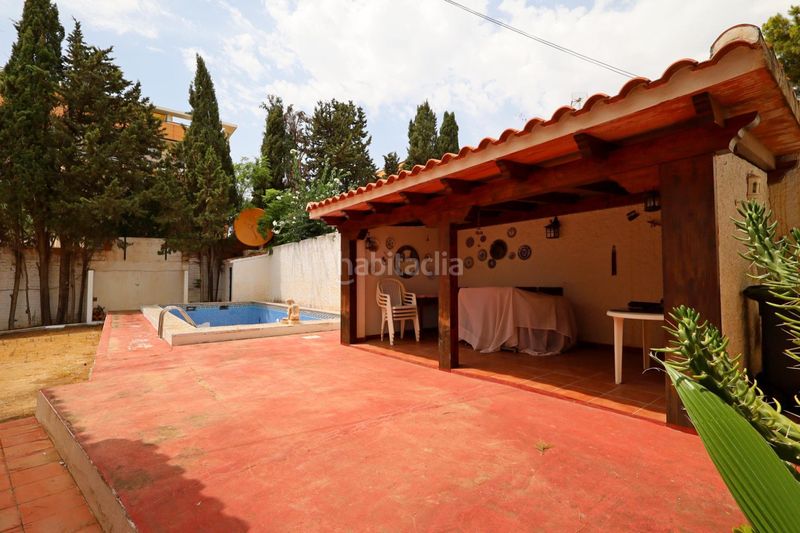 Foto fd6e3d27-0e4e-45ea-a105-e7cf52314dc0. House with heating parking in El Pinillo Torremolinos
