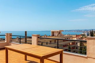 Pis a Benalmádena costa - calle almuñecar 4. Piso en planta baja con vistas al mar