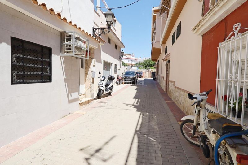 Foto 5e8449aa-0404-49be-81c2-0fa8179d0e67. Semi detached house in Los Pacos Fuengirola