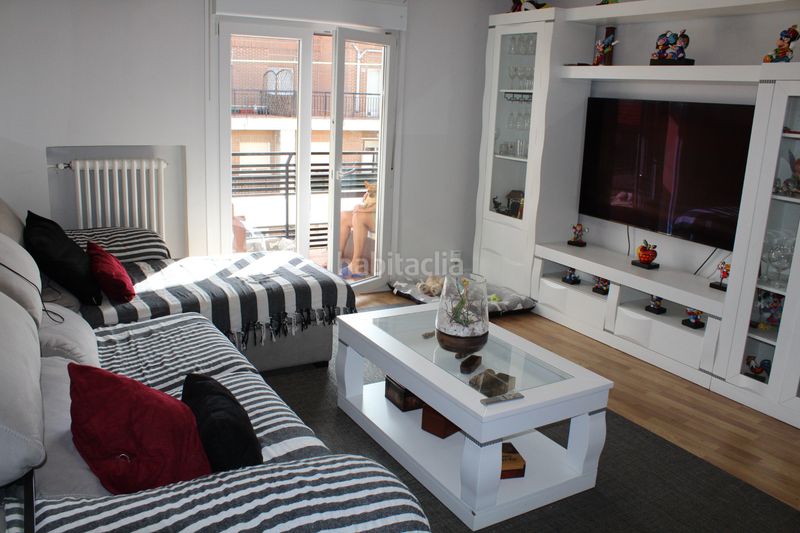 Foto bdf1ea94-5d47-4687-90a1-59d91a832551. Etagenwohnung mit heizung in Oeste Logroño