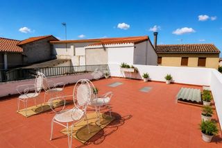 Doppelhaus in Morata de Tajuña. Casa en venta en morata de tajuña