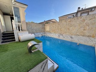 Doppelhaus in Morata de Tajuña. Casa en venta en morata de tajuña