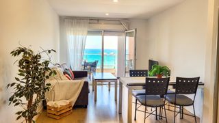 Lloguer Pis  Avenida del mediterráneo. Piso en alquiler de temporada – primera línea de playa