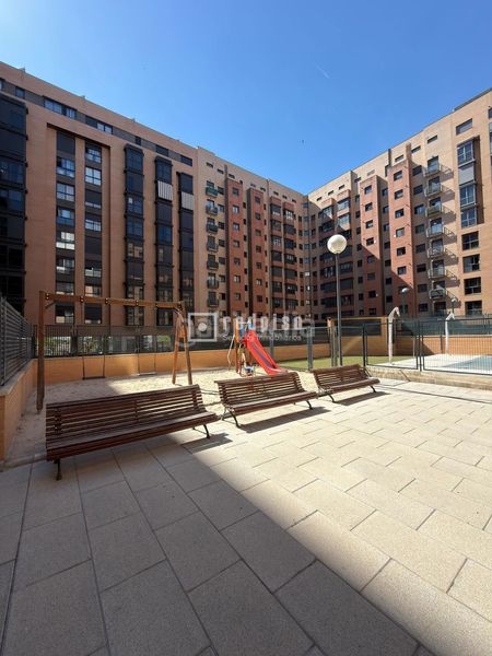 Foto d60341d6-ef48-4fe1-adbe-fa86ea358190. Dúplex amb calefacció aparcament piscina a Ensanche de Vallecas-La Gavia Madrid