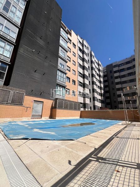 Foto 60c89760-75cd-4394-8a7a-4af2aced1148. Pis amb calefacció aparcament piscina a Ensanche de Vallecas-La Gavia Madrid