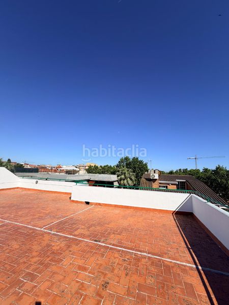 Foto 503e1286-0fa5-4ab1-8cd8-ebb76730ee8e. Àtic amb calefacció aparcament piscina a Montmar Castelldefels