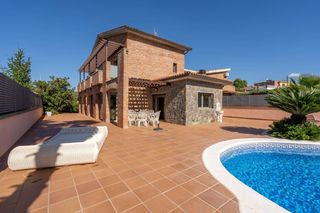 Casa a Carrer Carrer Arboç