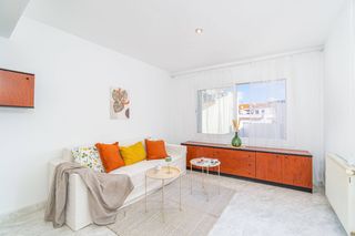 Apartment  Avenida de rhode. Apartamento a 50m de la playa en roses centro