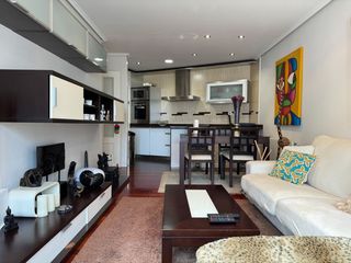 Flat in Colindres. Piso en venta en nuevo colindres, 2 dormitorios.