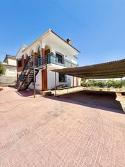 Maison à Albinyana. Casa unifamiliar en albinyana bonaterra ii