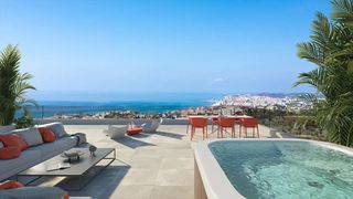 Attico in El Higuerón. Ático contemporáneo con solárium y piscina privada en el higueró
