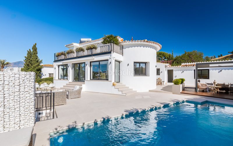 Foto c8c3f978-32ed-4fe1-aace-9942022b4bcf. Casa amb aparcament piscina a Guadalmina Alta Marbella