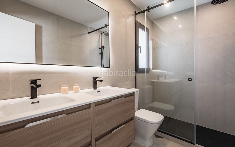 Foto ddb39da8-3d21-4037-b01a-dd997e072f53. Casa amb aparcament piscina a Guadalmina Alta Marbella