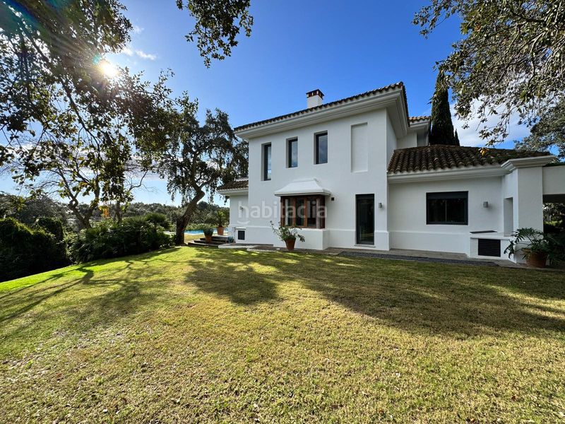 Foto 07ff6087-cc95-4b6f-a654-fa50c2547b75. Casa amb aparcament piscina a Valderrama Sotogrande