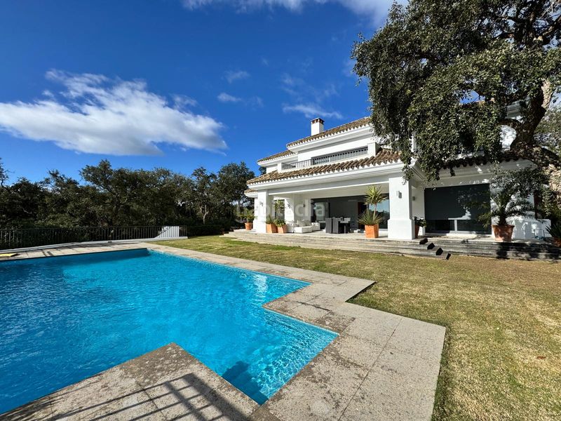 Foto 1b1959ef-ae22-488c-968a-35bf7ab5b9a7. Casa amb aparcament piscina a Valderrama Sotogrande