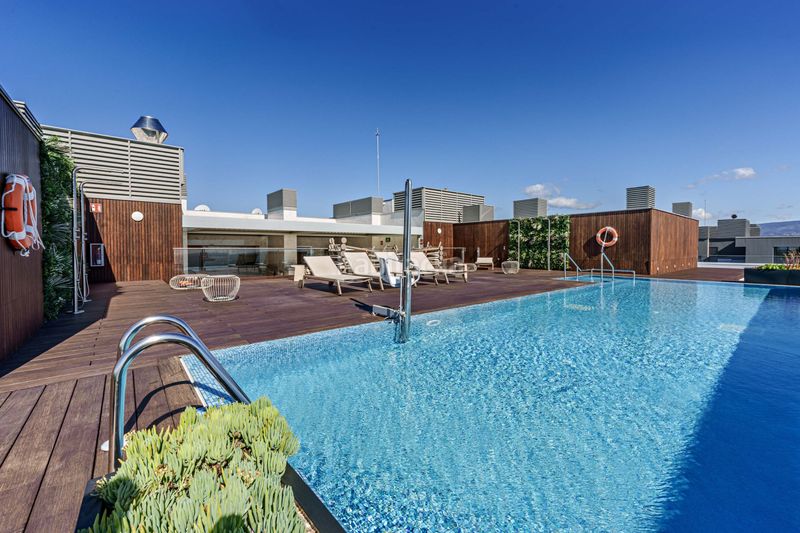 Foto dd717d44-3874-41d5-b49a-da1afbf6b535. Appartement avec parking piscine dans Paseo Marítimo Oeste - Pacífico Málaga
