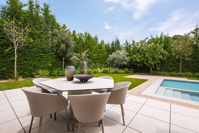 Foto f9b6ab22-63f2-4b5b-ba93-b0745b7e43e7. Casa amb aparcament piscina a Paraiso - Barronal Estepona