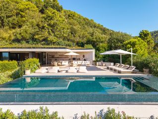 Casa a Montemayor - Marbella Club. Villa gaia  arquitectura en diálogo con la naturaleza