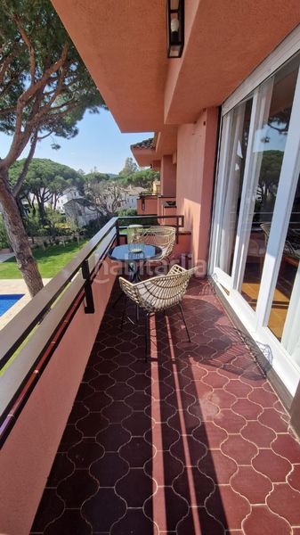 Foto f8421338-6601-4ae4-a871-d019ccdac985. Lloguer apartament amb xemeneia calefacció aparcament piscina a Llafranc