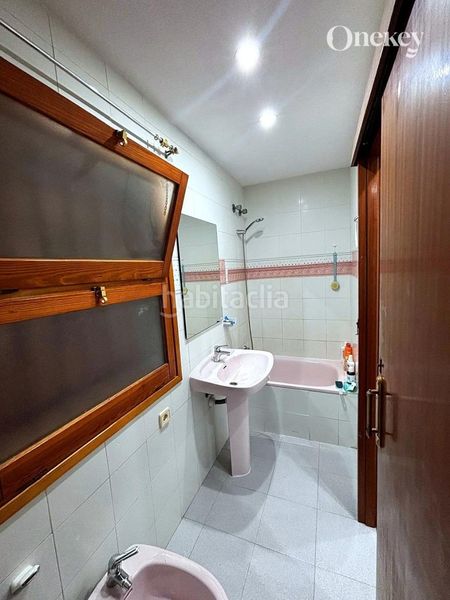 Foto b358f671-7b0e-4669-b90a-d831cdee2732. Duplex avec parking dans Almoradí