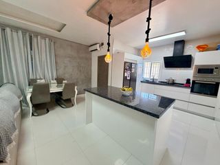 Mas à Pechina. Cortijo reformado con construcción legalizada y 2.590 m2 de parc