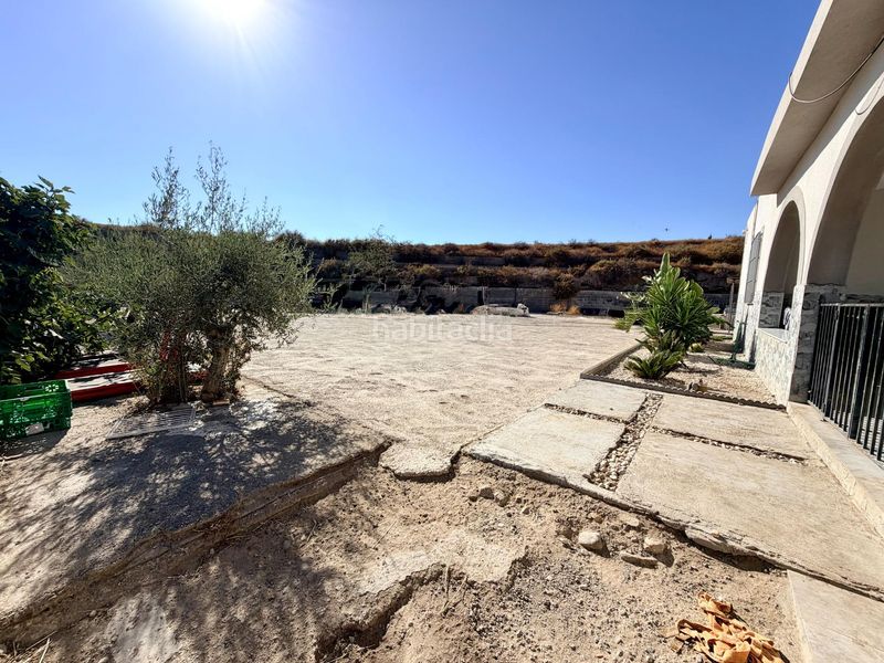 Foto ebc9ceb7-7eb8-4352-9bc5-405e130b2a5e. Masía cortijo reformado con construcción legalizada y 2.590 m2 de parcela, a 10 min de almería en Pechina