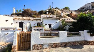 Casa  Celia viñas. Descubre tu refugio ideal casa cueva en terque, almería