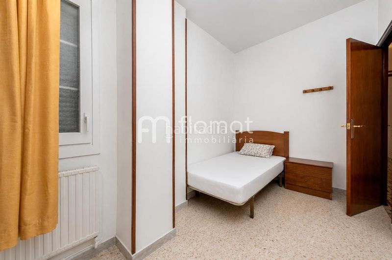 Foto 6fa1b2dd-fee1-4ae8-9460-860f075313b9. Pis a Sants-Badal Barcelona
