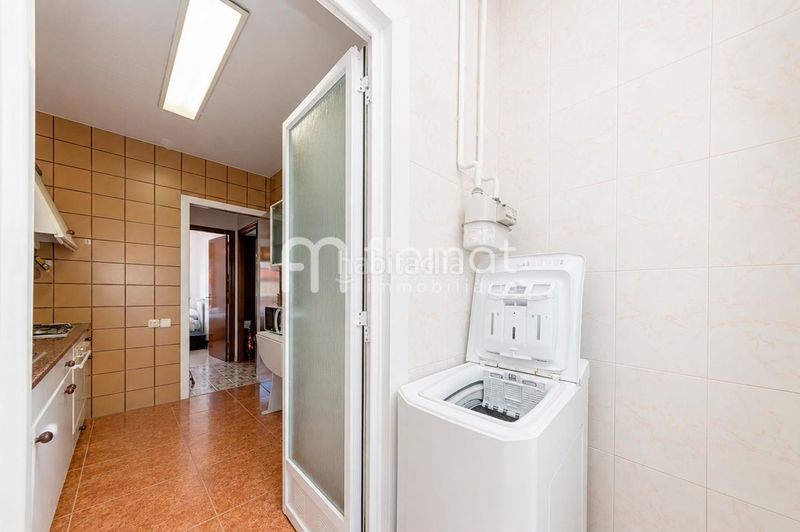 Foto 8785d716-3c0e-432d-9b4b-77a0fc83e4bb. Pis a Sants-Badal Barcelona