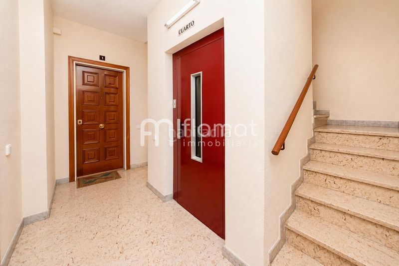 Foto bf71d4bc-7091-4f20-9af4-458751b7e958. Pis a Sants-Badal Barcelona
