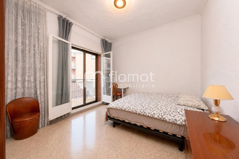 Foto df4029ce-3ad8-4b9c-af5f-a031e59bd5a4. Pis a Sants-Badal Barcelona