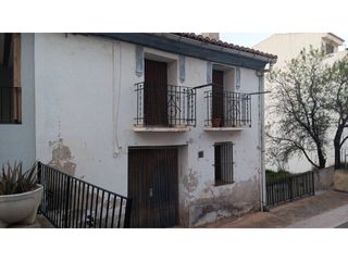Casale  Calle antonio ponz. Casa rustica en venta en torás