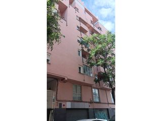 Local Comercial a Calle San Rafael