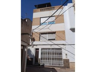 Rent Flat  Calle clemente serrano. Piso en alquiler en altura