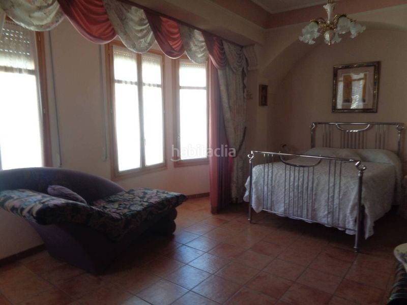 Foto 3f7d40ec-5b41-4a08-ae5b-91d00698652a. Maison avec parking dans Segorbe