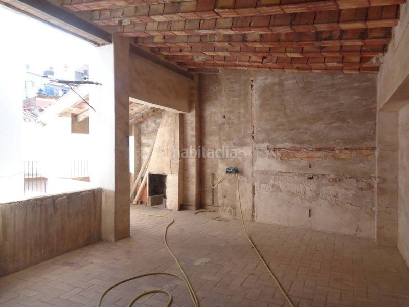 Foto ff697d4f-ffa6-4bb9-bcf8-c1a90333f2ef. Maison avec parking dans Segorbe