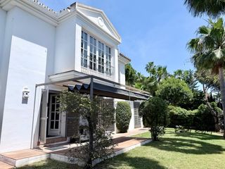 Miete Haus  Cl casares-ur rocio nagueles 
marbella (málaga)