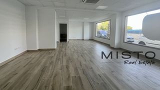 Local Comercial en CL MIGUEL DELIBES