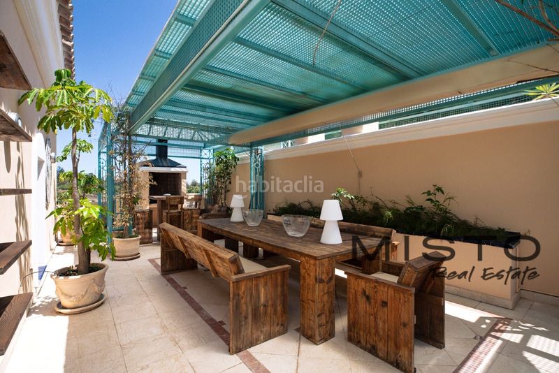 Foto 34de2199-5313-45c8-bc25-872b33b9f490. Pis amb aparcament piscina a lomas de Marbella club Marbella