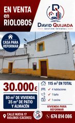 Doppelhaus  Calle nueva 17. 30.000 euros vivienda para reformar en riolobos