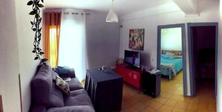 Pis  Calle cristóbal colón. Piso de 2 dormitorios con balcón, amueblado y listo para entrar