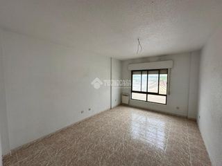 Flat in Mengíbar. Piso en venta en mengíbar