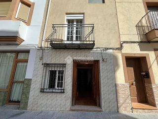 Casa bifamiliare in Villares (Los). Casa en venta en los villares